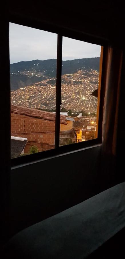 Wonderful House With Views In Medellin-Fiber Optics Apartment Exterior photo